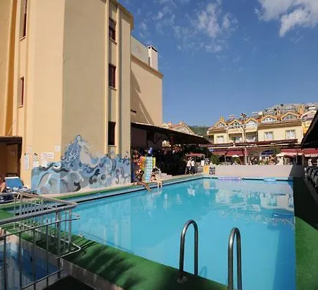 Grand Soel Hotel de apartamente